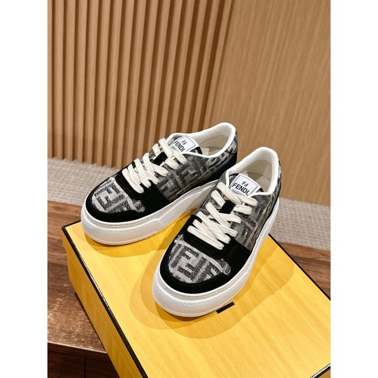 Fendi Sneakers