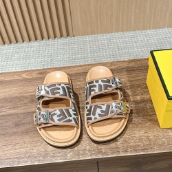 Fendi Slippers and sandals