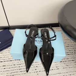 Prada Pumps and ballerinas