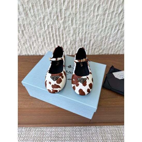 Prada Pumps and ballerinas