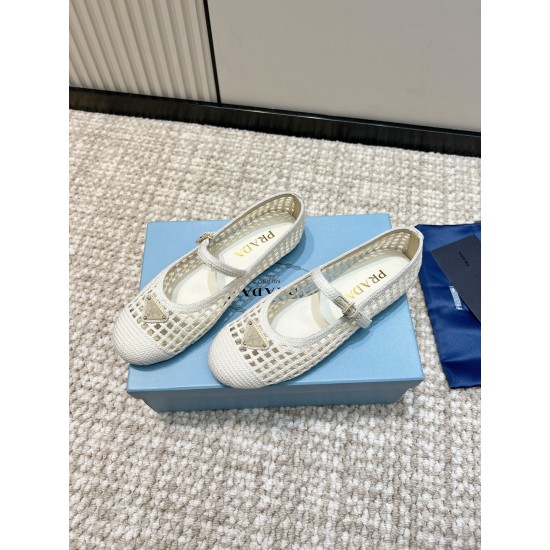 Prada Pumps and ballerinas