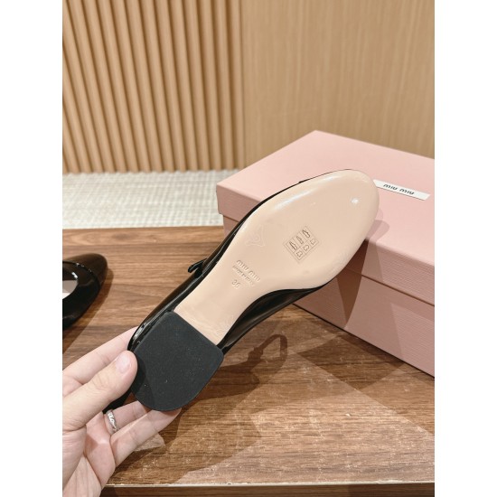 MiuMiu Sandals