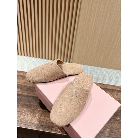 MiuMiu Slippers