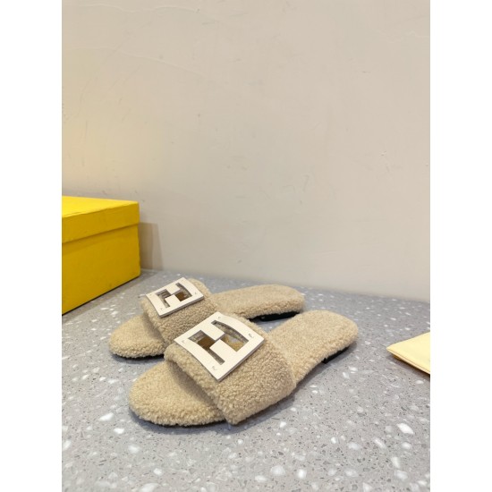 Fendi Slippers and sandals