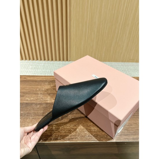 MiuMiu Slippers