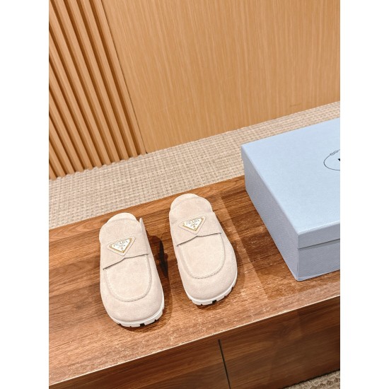 Prada Slippers and mules