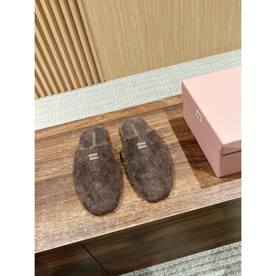 MiuMiu Slippers