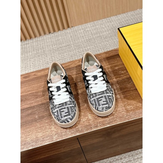 Fendi Sneakers