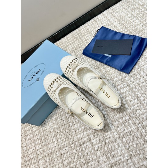 Prada Pumps and ballerinas