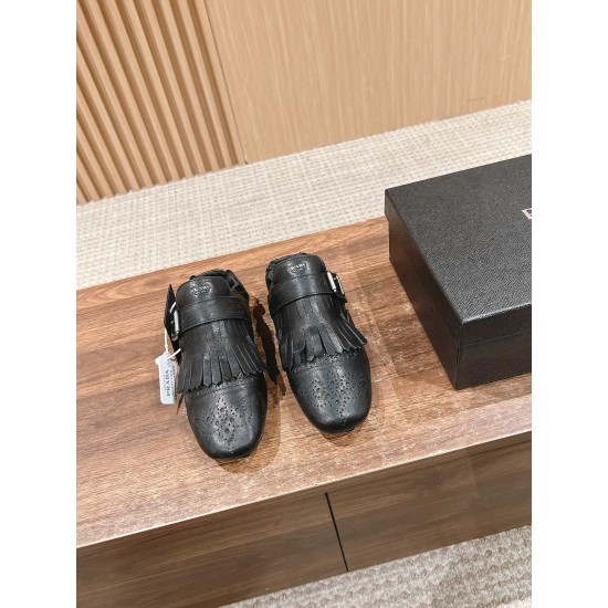 Prada Slippers and mules