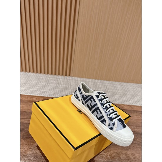 Fendi Sneakers