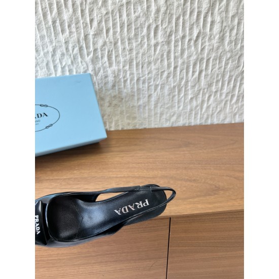 Prada Pumps and ballerinas