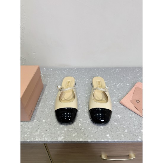MiuMiu Slippers