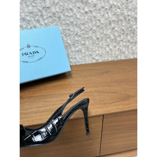 Prada Pumps and ballerinas