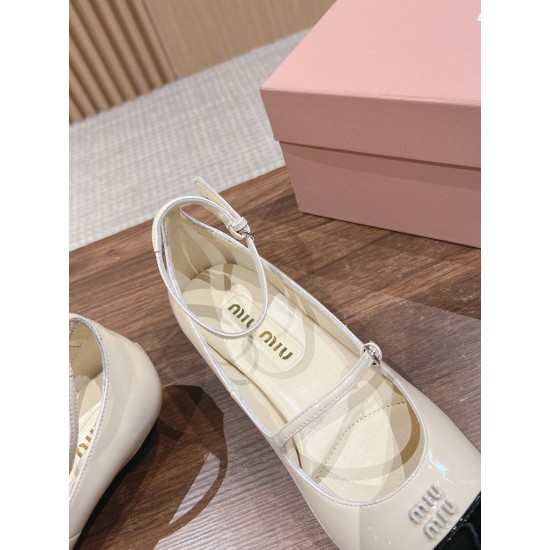 MiuMiu Sandals