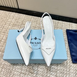 Prada Pumps and ballerinas