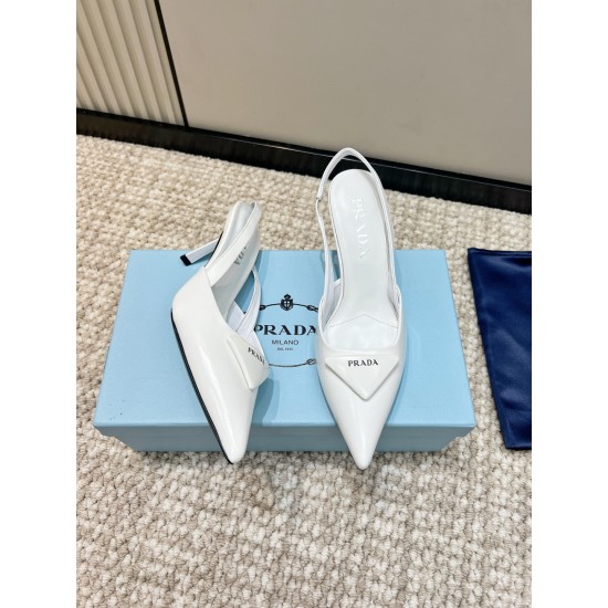 Prada Pumps and ballerinas