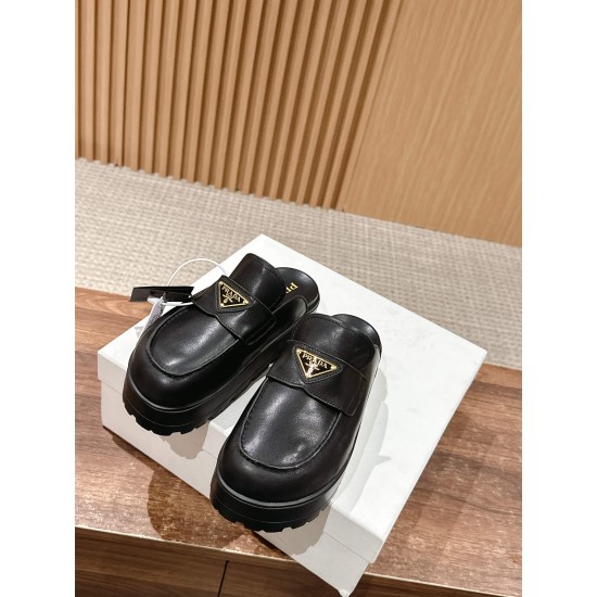 Prada Slippers and mules