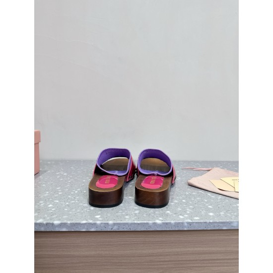 MiuMiu Slippers