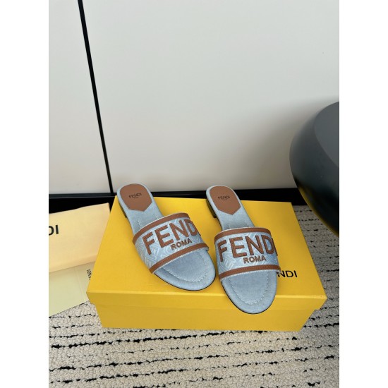 Fendi Slippers and sandals
