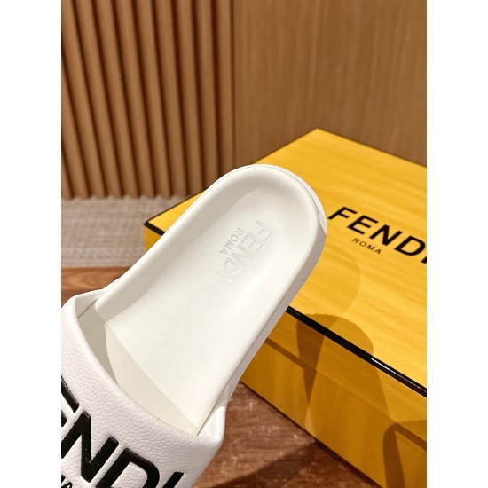 Fendi Slippers and sandals