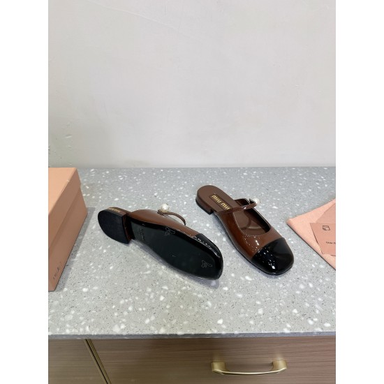MiuMiu Slippers
