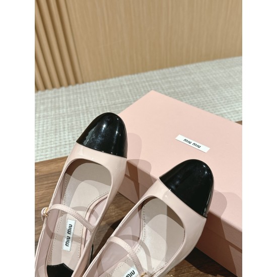 MiuMiu Sandals