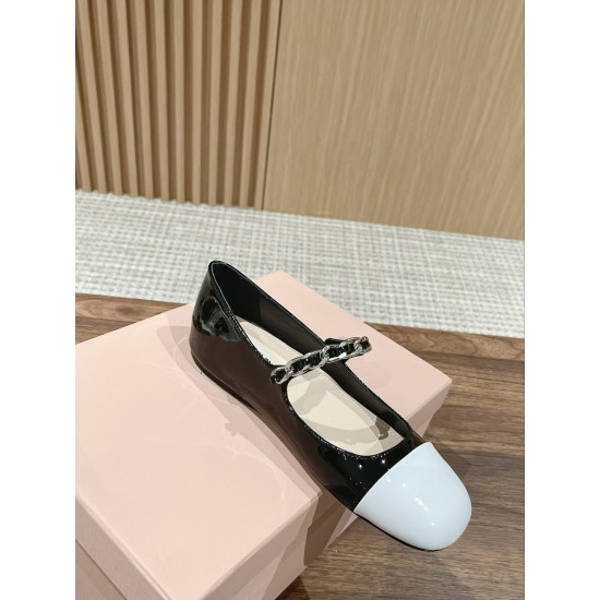 MiuMiu Sandals