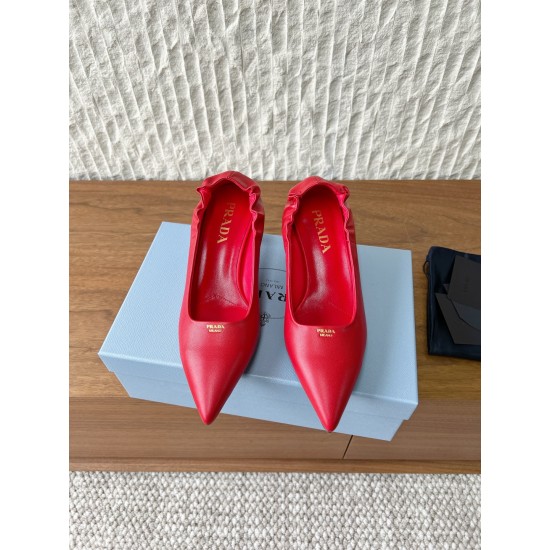 Prada Pumps and ballerinas