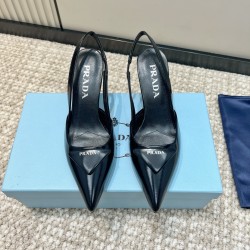 Prada Pumps and ballerinas