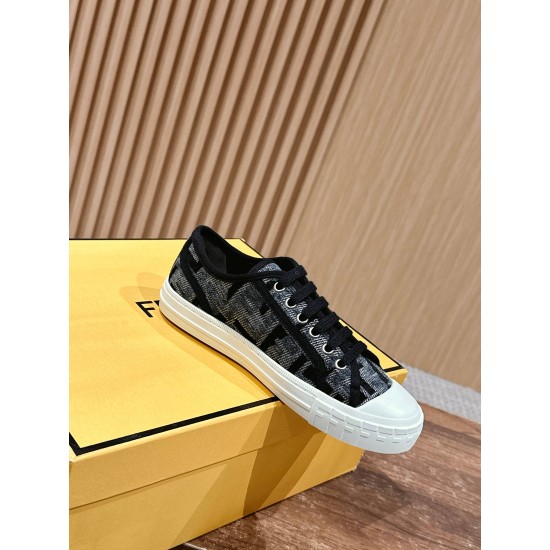 Fendi Sneakers