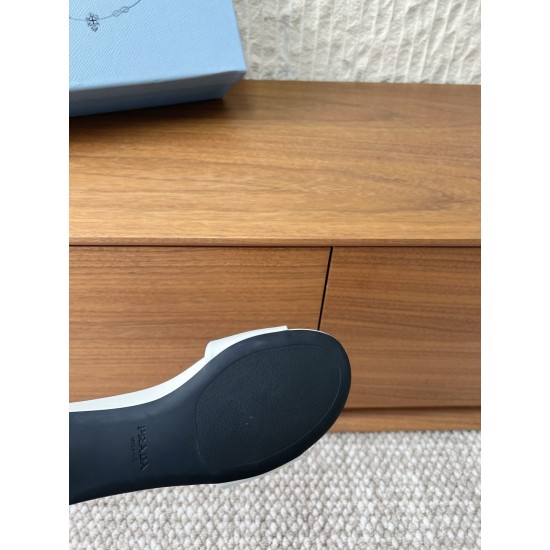 Prada Slippers and mules