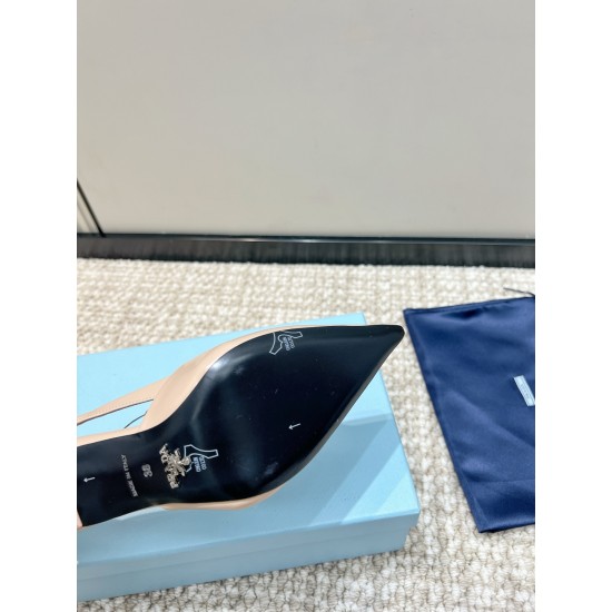 Prada Pumps and ballerinas
