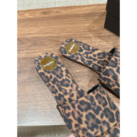 YSL Flats