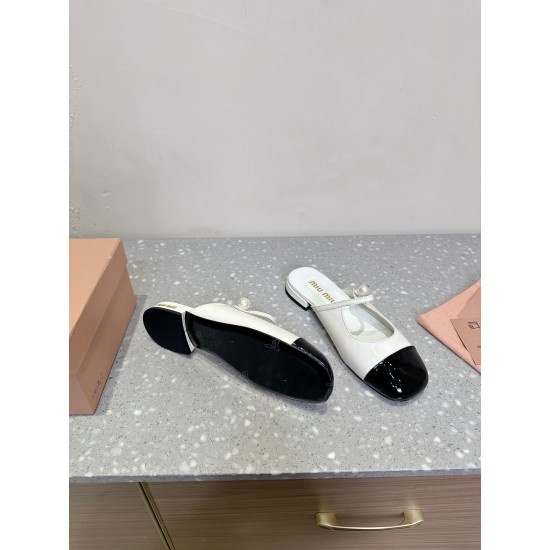 MiuMiu Slippers