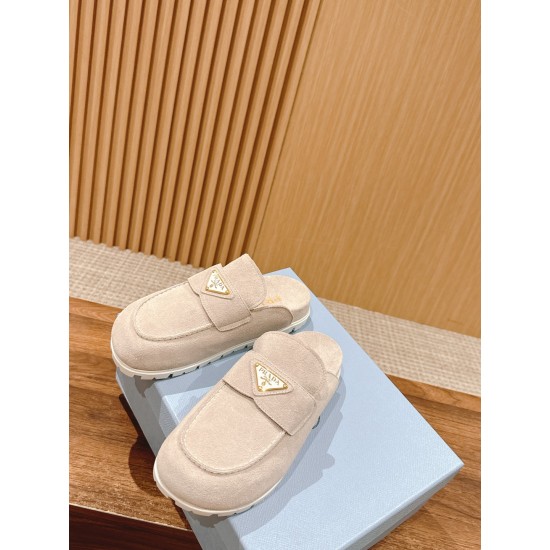 Prada Slippers and mules