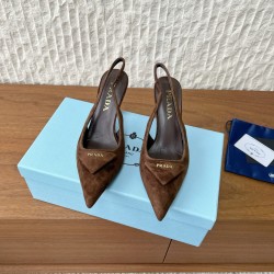 Prada Pumps and ballerinas