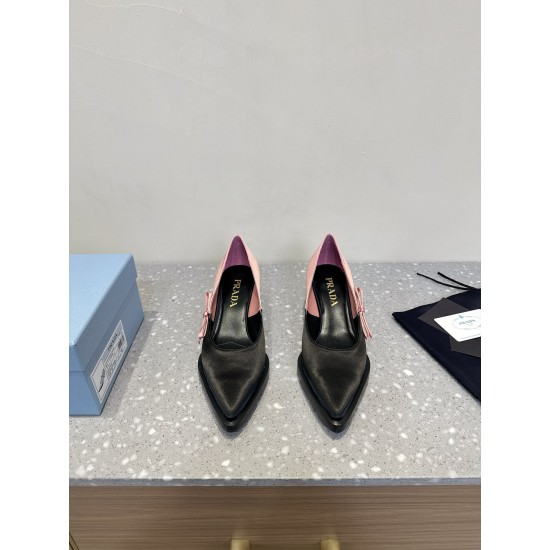 Prada Pumps and ballerinas