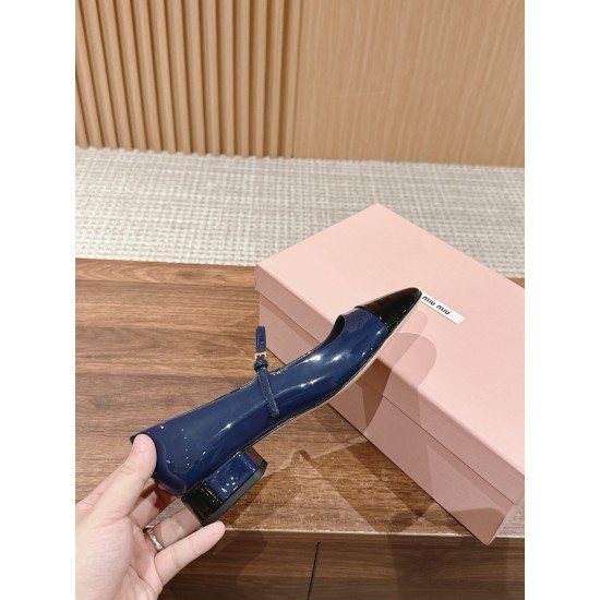MiuMiu Sandals