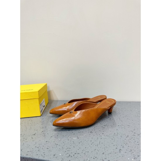 Fendi Slippers and sandals
