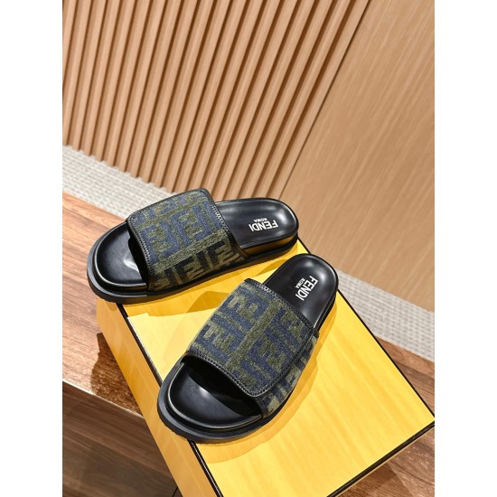 Fendi Slippers and sandals