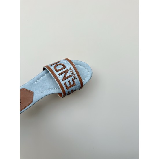 Fendi Slippers and sandals