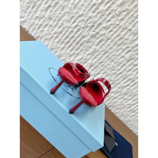 Prada Pumps and ballerinas