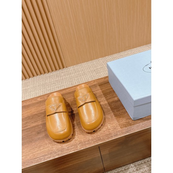 Prada Slippers and mules