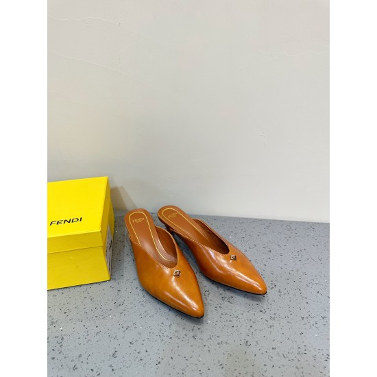 Fendi Slippers and sandals
