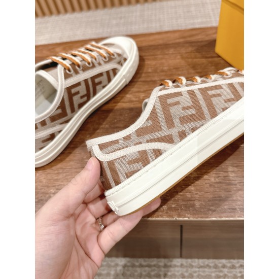 Fendi Sneakers