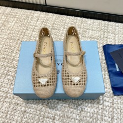 Prada Pumps and ballerinas