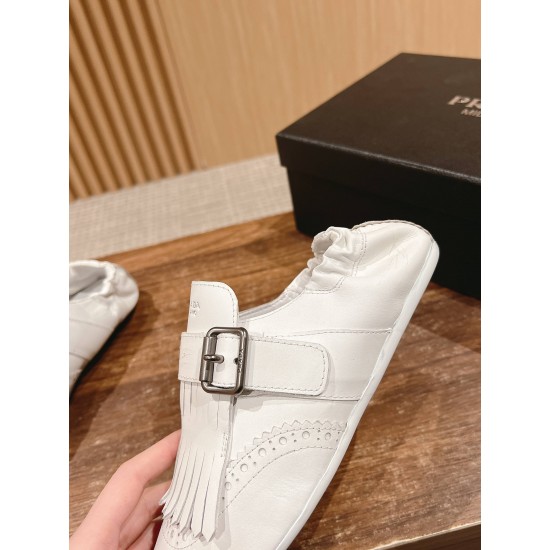 Prada Slippers and mules