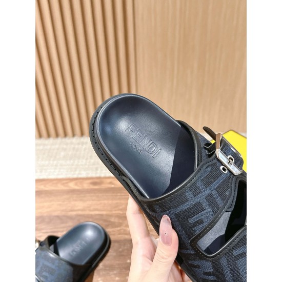 Fendi Slippers and sandals