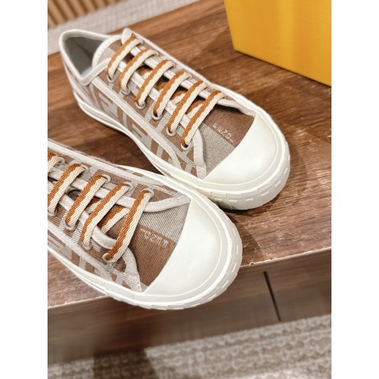 Fendi Sneakers